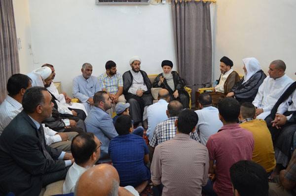 المرجع الحكيم يدعو الأسر النجفية للحفاظ على تراث سلفهم الصالح بالتقوى والالتزام بالموازين الشرعية