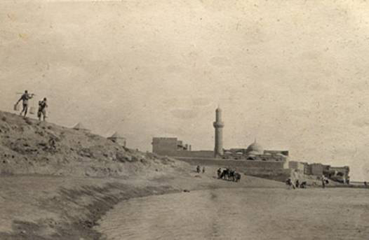 صورة ارشيفية لمنطقة الاعظمية ببغداد ومرقد ابي حنيفة النعمان عام 1900