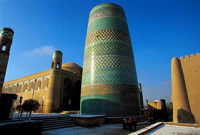 التنوع الحضاري وأثره في تطور فنون العمارة الإسلامية(مصور)