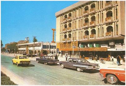 شارع السعدون في بداية  السبعينات من القرن الماضي