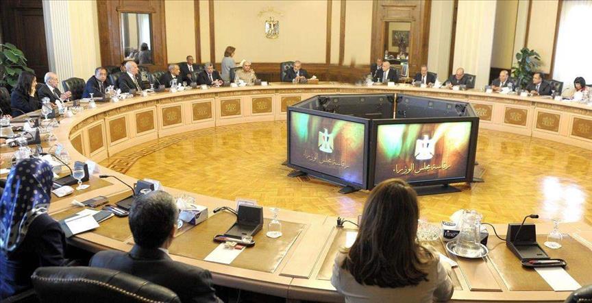 مصر.. توقيف وزيرة سابقة والتحقيق معها بتهمة "إهدار مال عام"