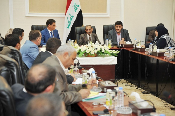 ندوة تعريفية لموظفي الأمانة العامة لمجلس الوزراء بخصوص القوانين والقرارات الإدارية