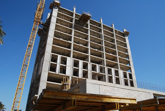 تقرير عن الأعمال العمرانية الحديثة وسر تواجد الشركات الأجنبية في كربلاء...!