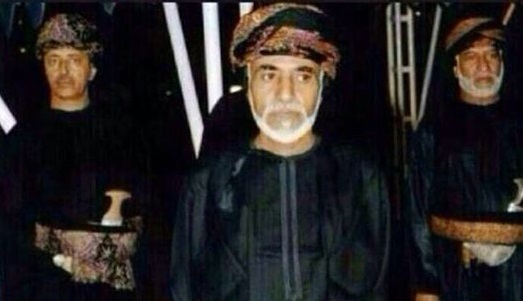 السلطان قابوس منع تزيين الشوارع احتفالاً بعودته من رحلة العلاج حداداً على الامام الحسين وذكرى عاشوراء