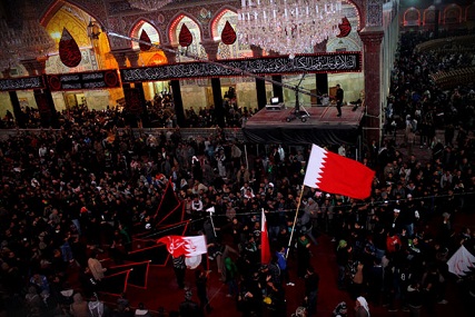 زوار بحرنيون بكربلاء لوكالة نون :نظام العائلة الحاكمة جنــّس 5000 من فدائيي صدام