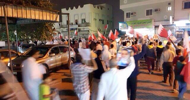 بالفيديو :قمع مظاهرات سلمية بالبحرين