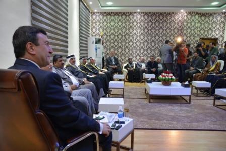 شيوخ ووجهاء الاعظمية يزورون كربلاء : جسد اهالي كربلاء صور الاخوة الوطنية والانسانية من خلال حفاوة استقبال عوائل الفلوجة