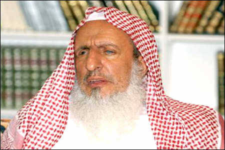 مفتي السعودية يهاجم الثورات العربية ويعتبرها فتنة
