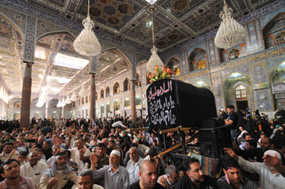 الكربلائيون يحييون ذكرى وفاة السيدة (ام البنين) ويطالبون الحكومة السعودية للسماح ببناء قبور ائمة البقيع والسيدة ام البنين