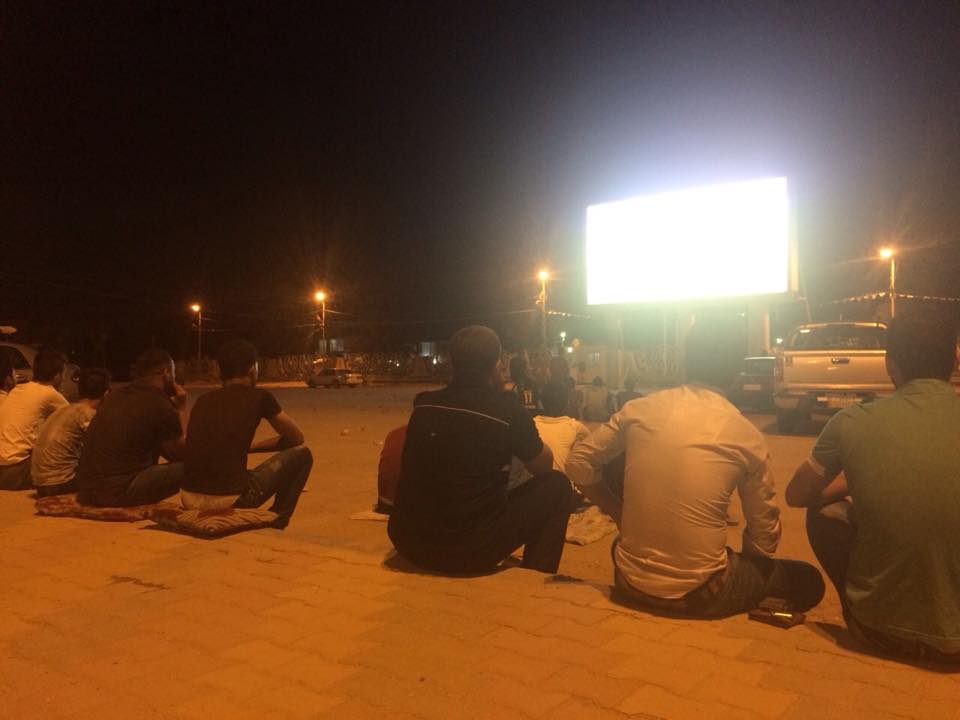 ريال مدريد الاسباني ويوفنتوس الايطالي على شاشات عملاقة في كربلاء