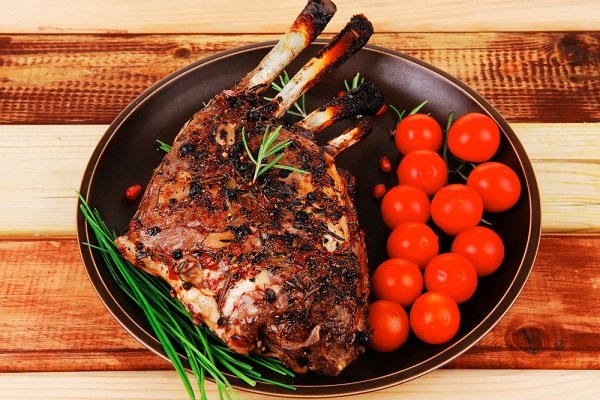 اللحوم الحمراء تسرع الشيخوخة