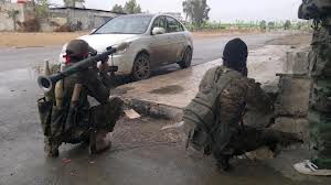 اشتباكات عنيفة بين حماية المرقد الزينبي والتكفيريين بالقرب من السيدة زينب ..وطريق المطار يشهد حركة عبور عادية