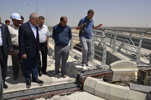 نينوى :تفعيل العمل الفني والهندسي في مجسر اليرموك مع قرب فتح طريق نفق المجسر