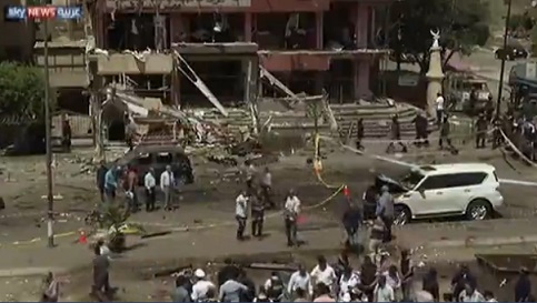 وزير الداخلية المصري ينجو من محاولة لاغتياله ويتوقع "موجة ارهاب"