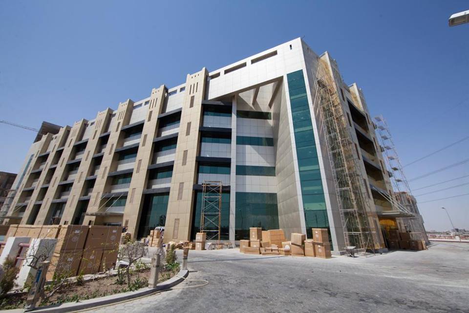 كربلاء :مُستشفى الكفيل التخصّصي يُشارف على الانتهاء ووزارة الصحّة تعده مفخرةٌ من مفاخر العراق الطبيّة