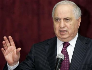 احمد الجلبي يطالب بمحاسبة ضباط سعوديين واردنيين لتعذيبهم معتقلين بحرينين