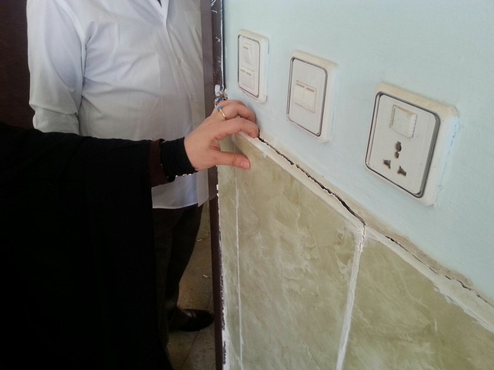 لجنة التربية في كربلاء:تسلمنا كرفانات مدرسية رديئة وبعيدة عن المواصفات (مصور)