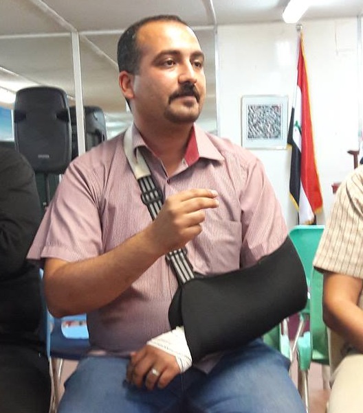 عناصر من حماية وزير الصحة يعتدون على صحفيين في بابل وزملاء يطالبون المسؤولين بإحترام كرامتهم