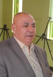 طارق حرب :لا قيمة واقعية لاصدار قانون تحديد ولايات رئيس الوزراء