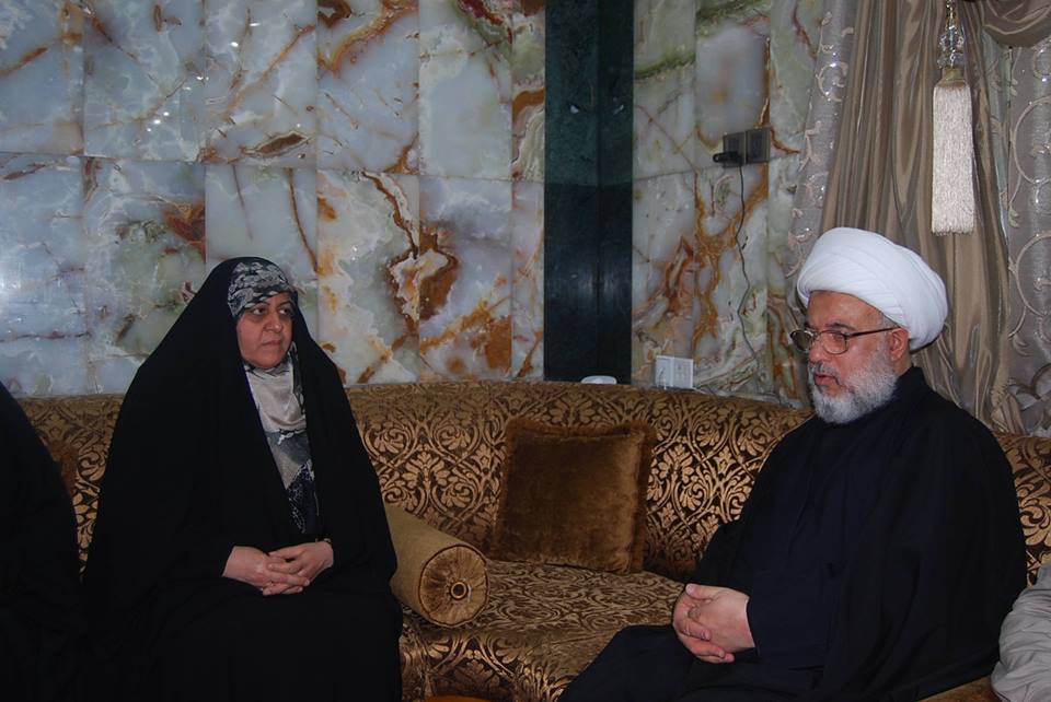 وزير الصحة (عديلة حمود) تلتقي بممثل المرجع السيستاني