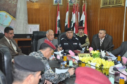 قضاة واسط يجتمعون مع شرطتها ويطلعون على سير انجاز القضايا التي تسير بمراكز الشرطة الى المحاكم