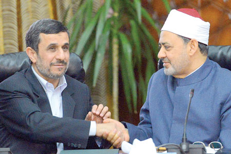 نجاد: أن الأزهر يعد المرجعية الأولى للمسلمين السنة في العالم