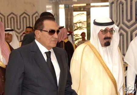 مبارك فى رسالة للعاهل السعودى يطلب المساعدة