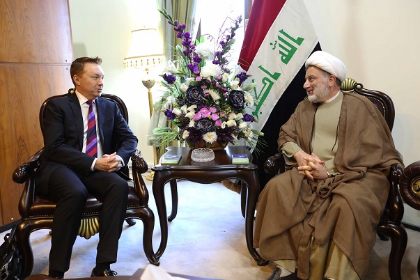 د. حمودي للسفير الاسترالي : التظاهرات الحالية ، إصلاحية ومطلبية وخدمية وهناك ضرورة حتمية لتغيير الواقع الحالي