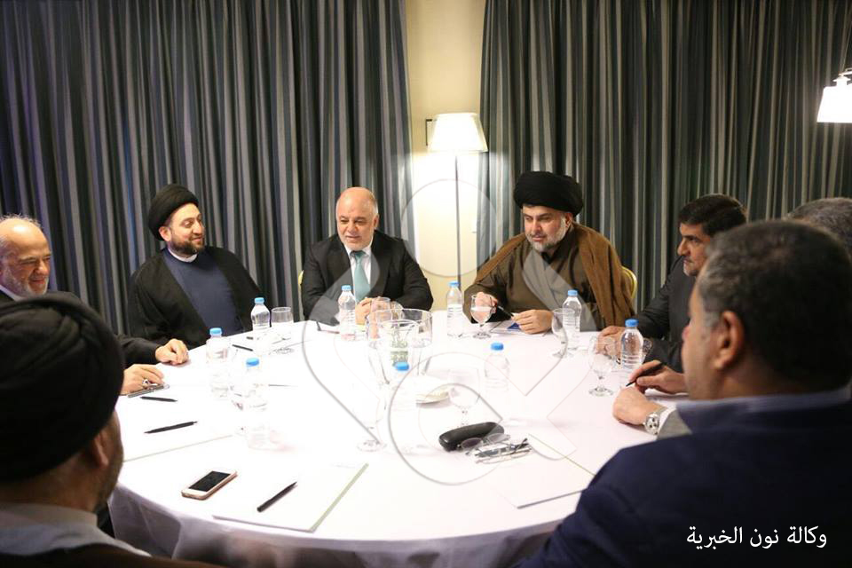 بالصورة: العبادي والحكيم والصدر يجتمعون في كربلاء