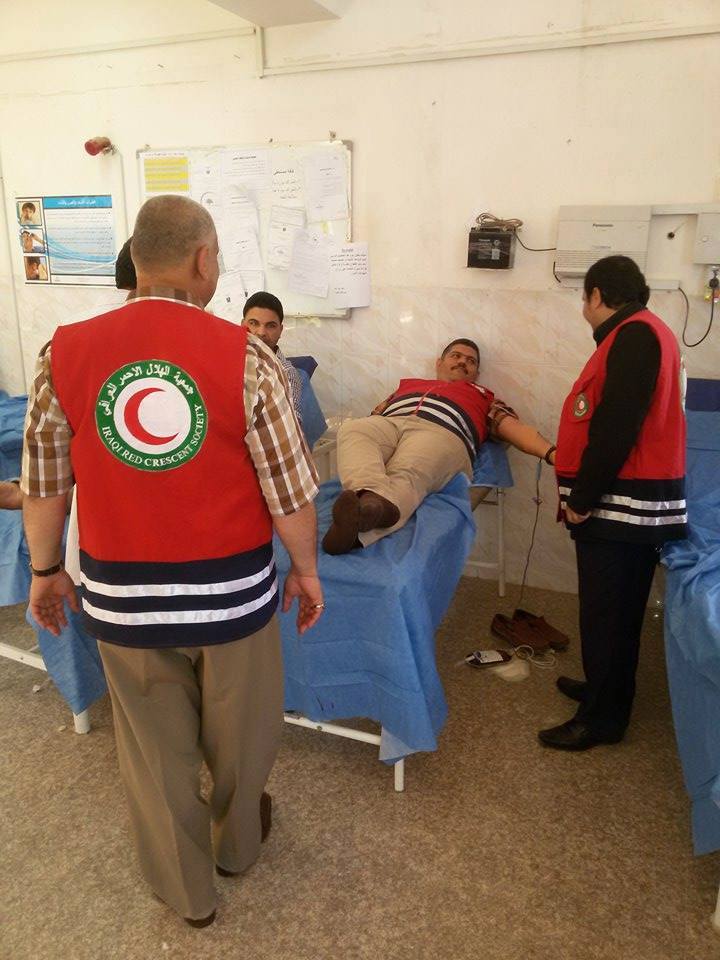 جمعية الهلال الاحمر العراقي تنظم حملة للتبرع بالدم في كربلاء