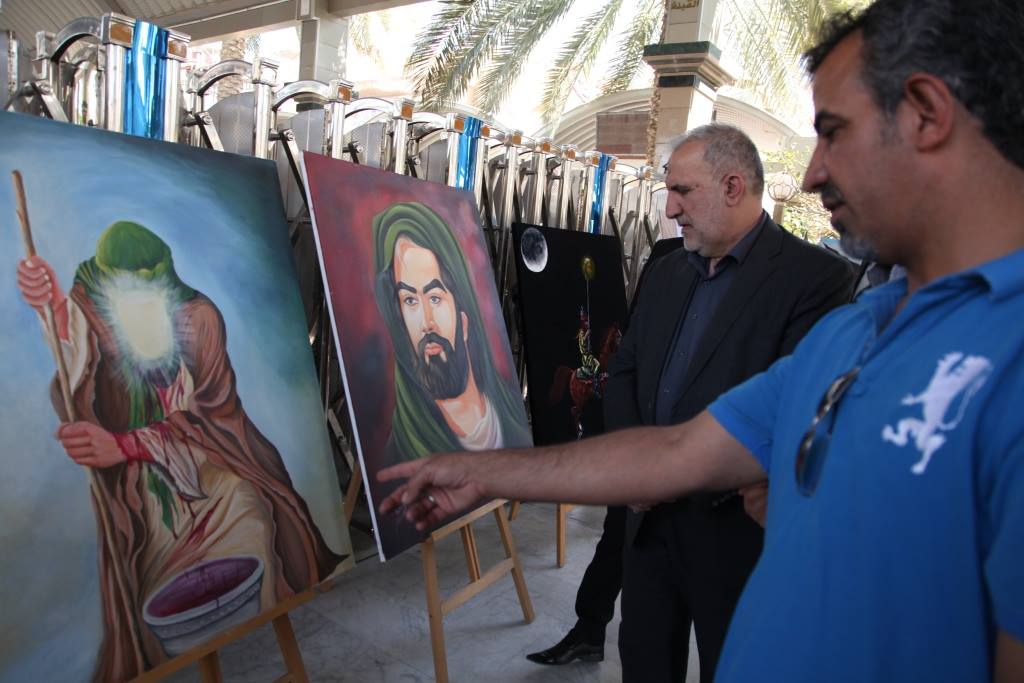 كربلاء: فنانون شباب يفتتحون معرض لمسات بصرية  للفن التشكيلي بين الحرمين الشريفين (مصور)