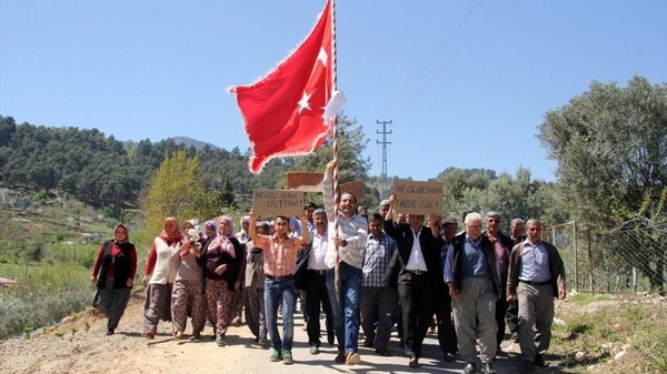 بالصور:قرية تركية لم يتزوج بها شاب منذ 9 سنوات.. تعرف على السبب!