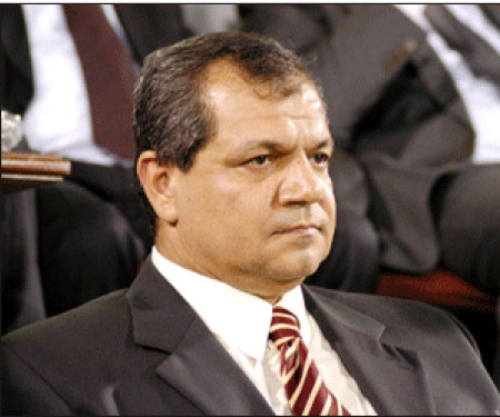 حسين سعيد: افتتاح ملعب كربلاء رسالة مهمة للفيفا