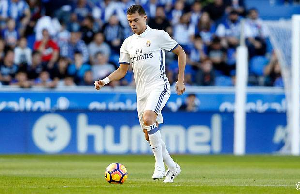 البرتغالي بيبي يضع حدا لمسيرته مع ريال مدريد