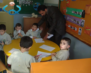 معهد جزائري يستعين بخبرات العتبة الحسينية في كربلاء لمعالجة أطفال الجزائر من مرضى التوحد