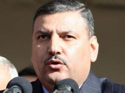 اقالة رئيس وزراء سوريا من منصبه ،والمعارضة تؤكد انشقاقه ووصوله للاردن