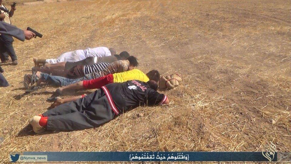 شاهد بالصور كيف قتلت عصابات داعش الايزيدين العراقيين في سنجار