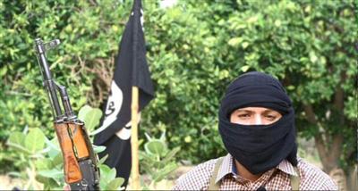 «داعش» ينشر صورة منفذ الهجمات الانتحارية في مسجد المؤيد بصنعاء قبل أيام