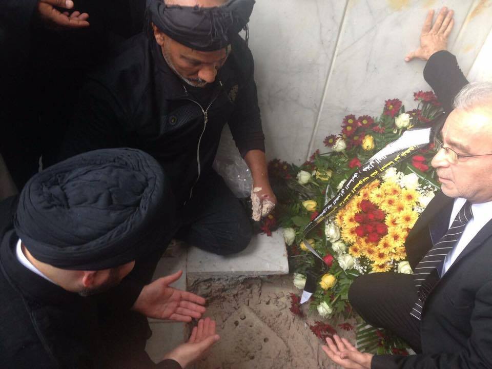 بالصور: مراسيم دفن رئيس المؤتمر الوطني العراقي ‫احمد الجلبي في العتبة الكاظمية المقدسة