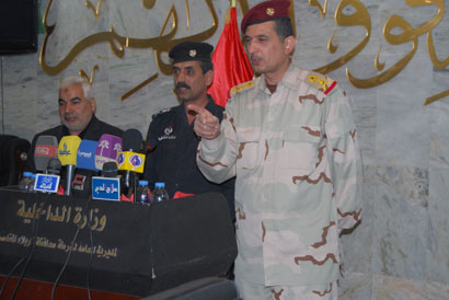 عمليات الفرات الاوسط :3،5 مليون بينهم 200 الف زائر اجنبي يحييون عاشوراء والقبض على 36 ارهابيا