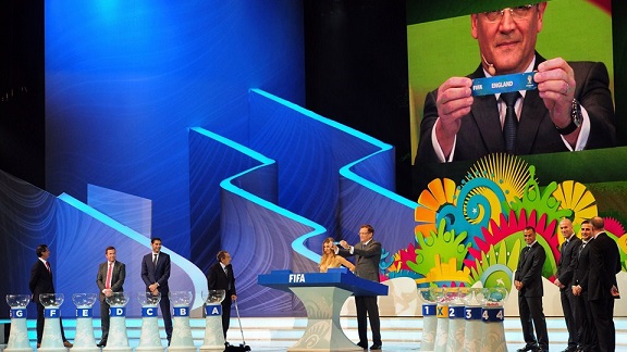 نتائج قرعة كأس العالم تُسفر عن مجموعات نارية .. ومهمة متوسطة للجزائر (صور)