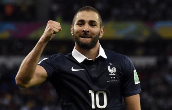 10 لاعبي كرة قدم عالمييّن من أصول عربية