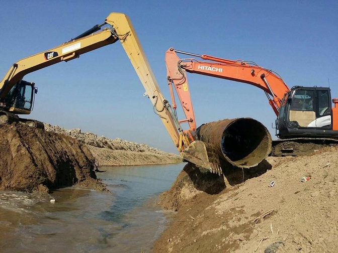 بالصور:الموارد المائية تنجز مشروع توسيع وتعميق قناة الصالحية في قضاء سيد دخيل
