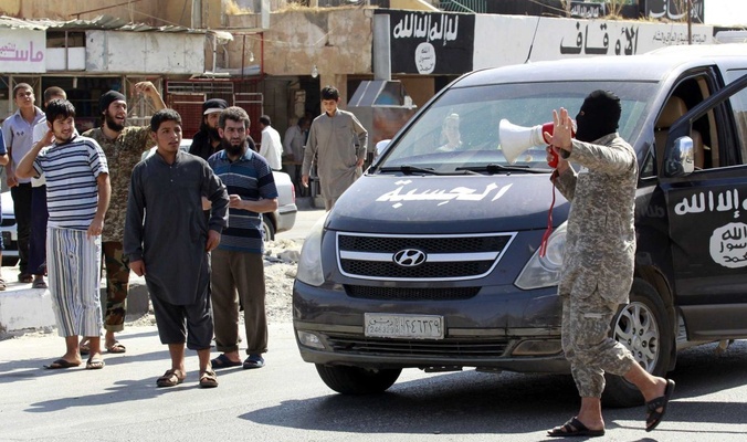 داعش الإرهابي يقرر إعادة كتابة القرآن وهدم الكعبة