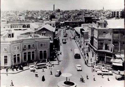صورة ارشيفية لساحة باب الطوب بالموصل  في خمسينات القرن الماضي