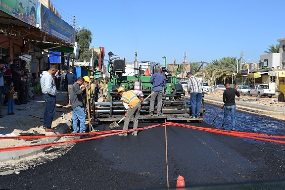 تبليط شارع في منطقة الإمام علي (ع) في كربلاء بكلفة إجمالية تجاوزت 950 مليون دينار