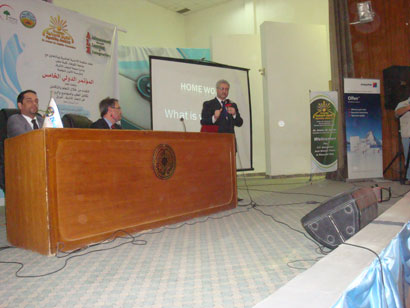 العتبة الحسينية المقدسة تطرح مشاريعها الطبية في مؤتمر علمي دولي (مصور)