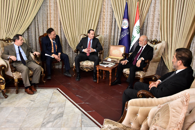 مبعوث اوباما للجعفري: الفترة المقبلة ستشهد استثمار الاجتماعات الدولية لتوفير المزيد من المساعدات للعراق