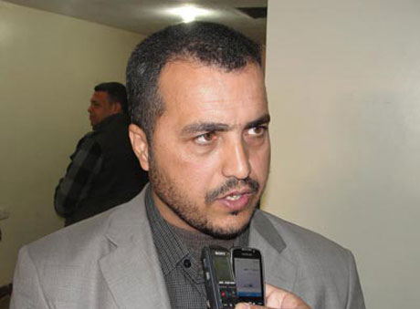 انتشار الحشرات في احياء كربلاء .