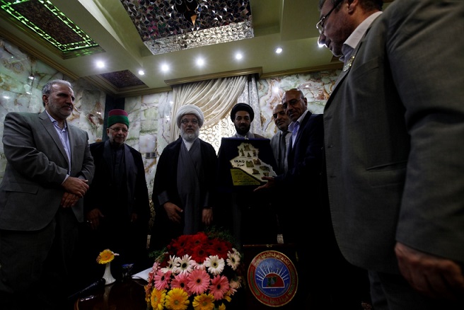 العتبة الحسينية تحصل على المركز الاول دوليا في مهرجان بغداد للزهور والكربلائي يكرم الفائزين (مصور)